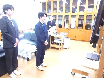 〇〇