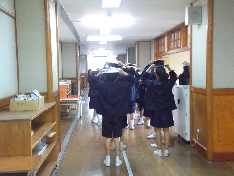 〇〇