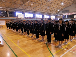 ２学期終業式・離任式・表彰式写真03