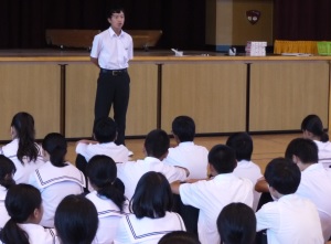 職場体験学習の出発式