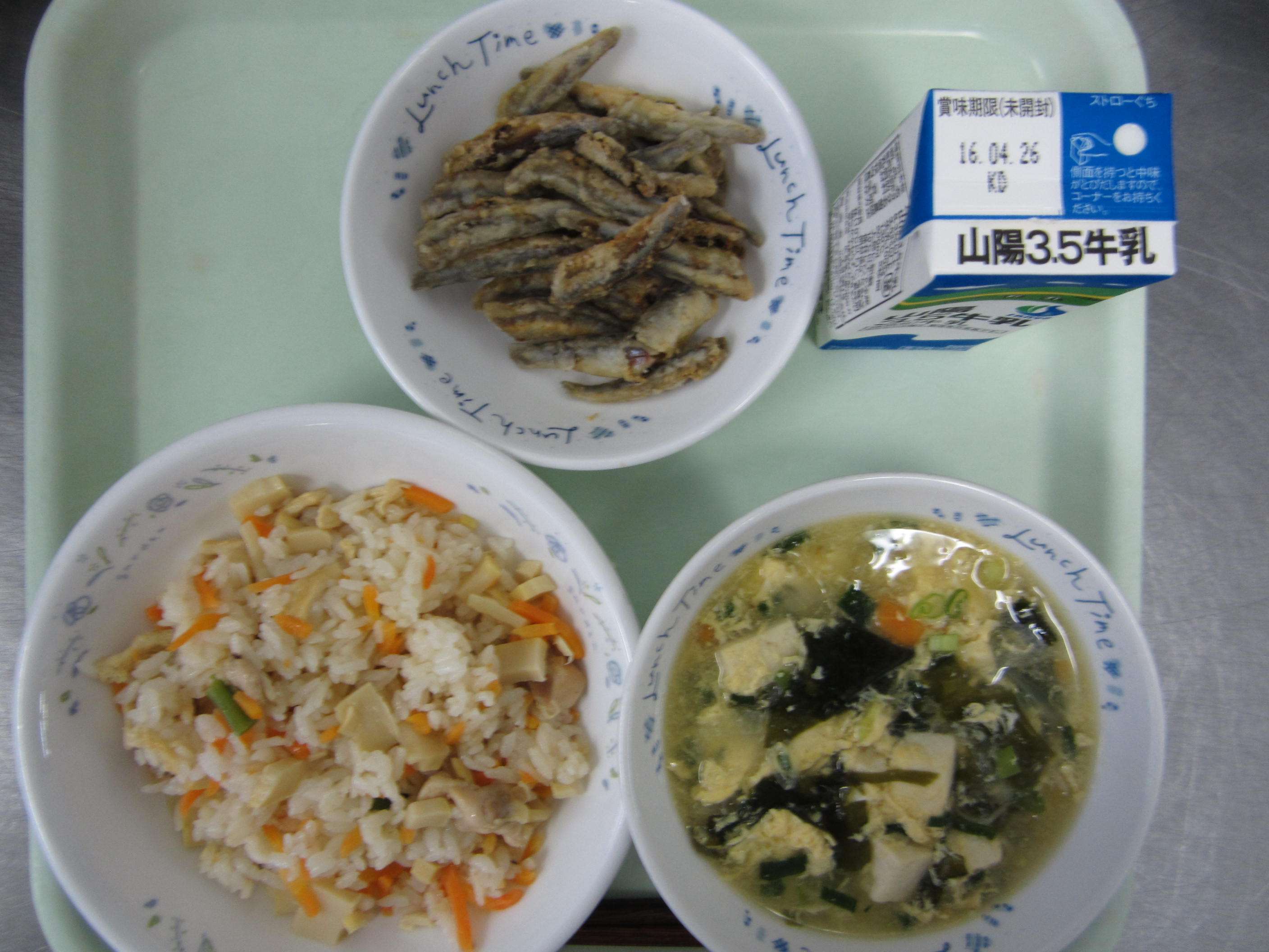 給食イメージ