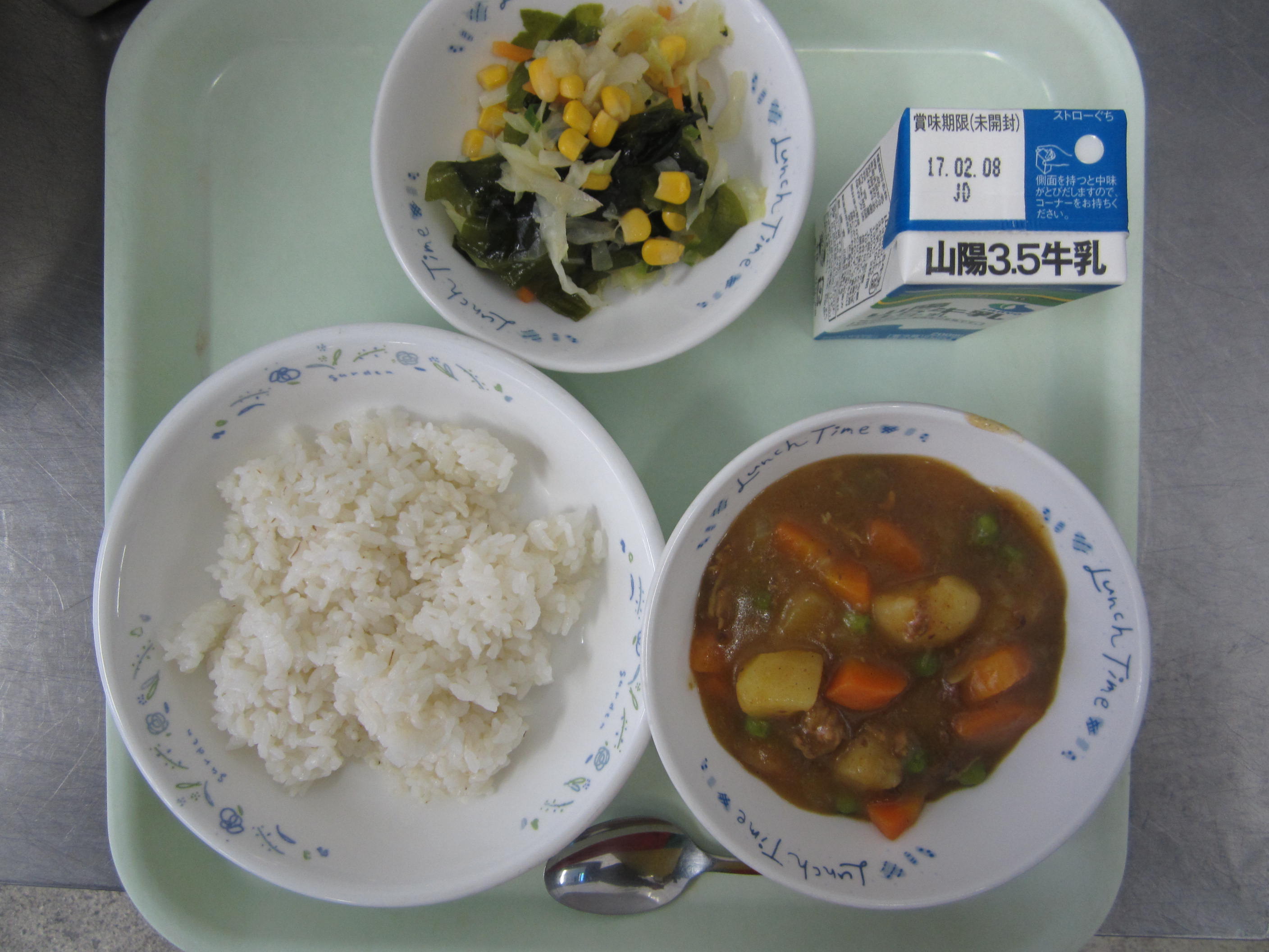 給食イメージ