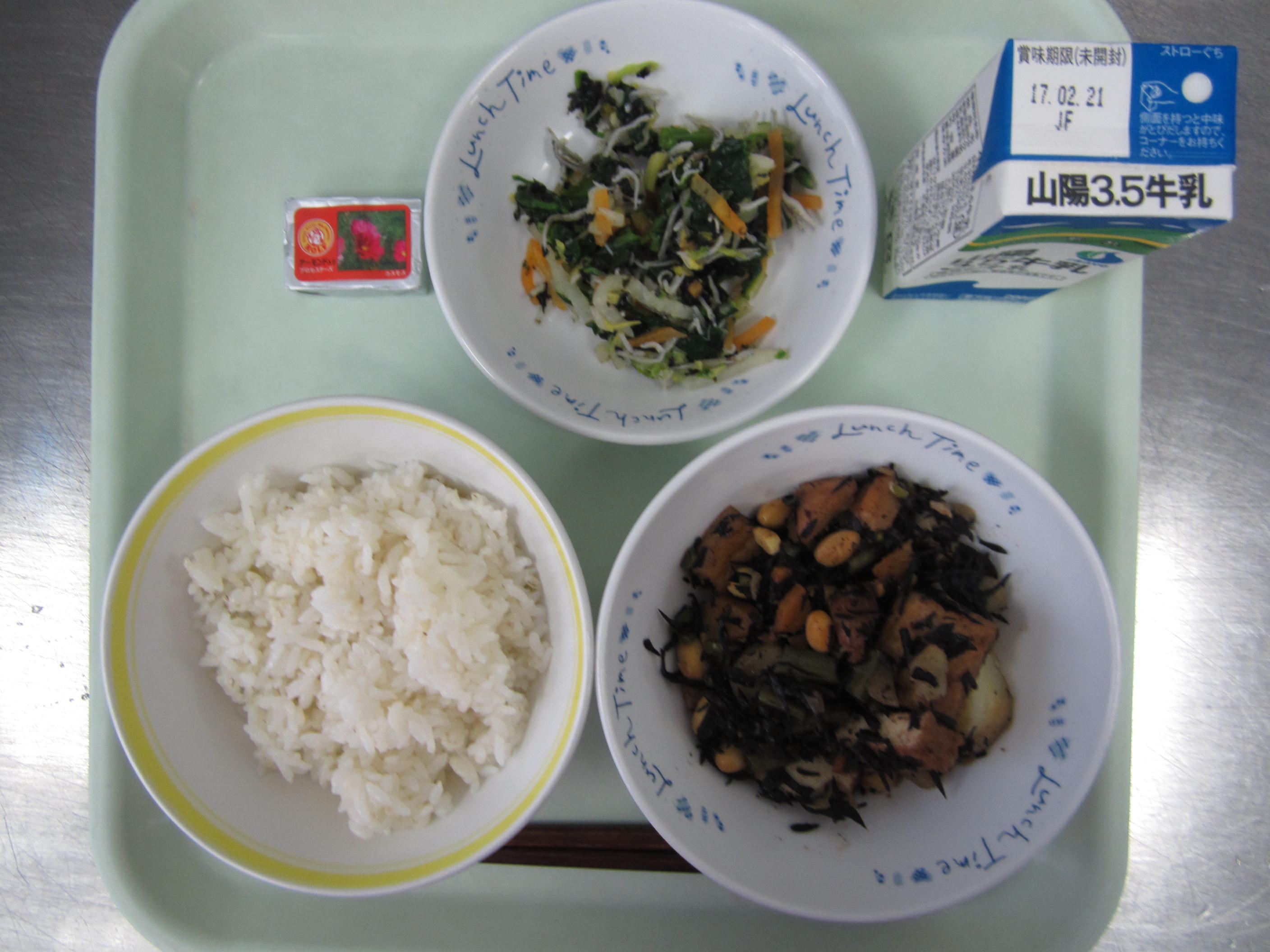 給食イメージ