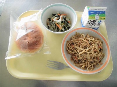 給食写真