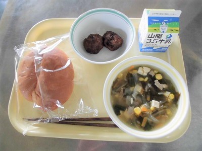 給食写真