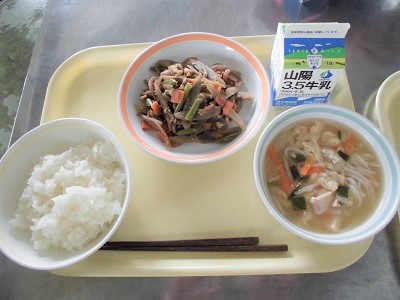 給食写真