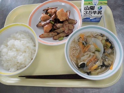 給食写真