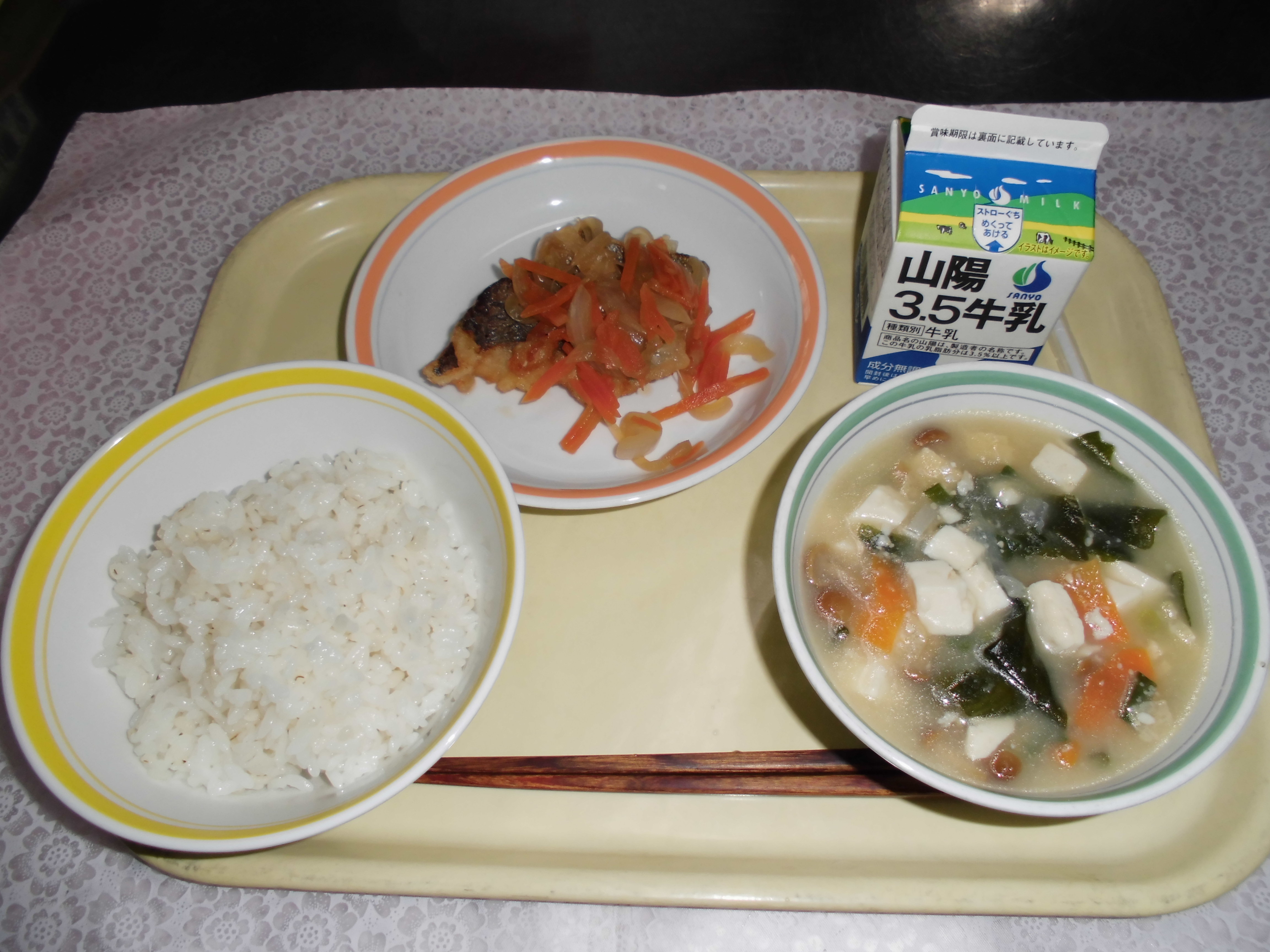 給食写真