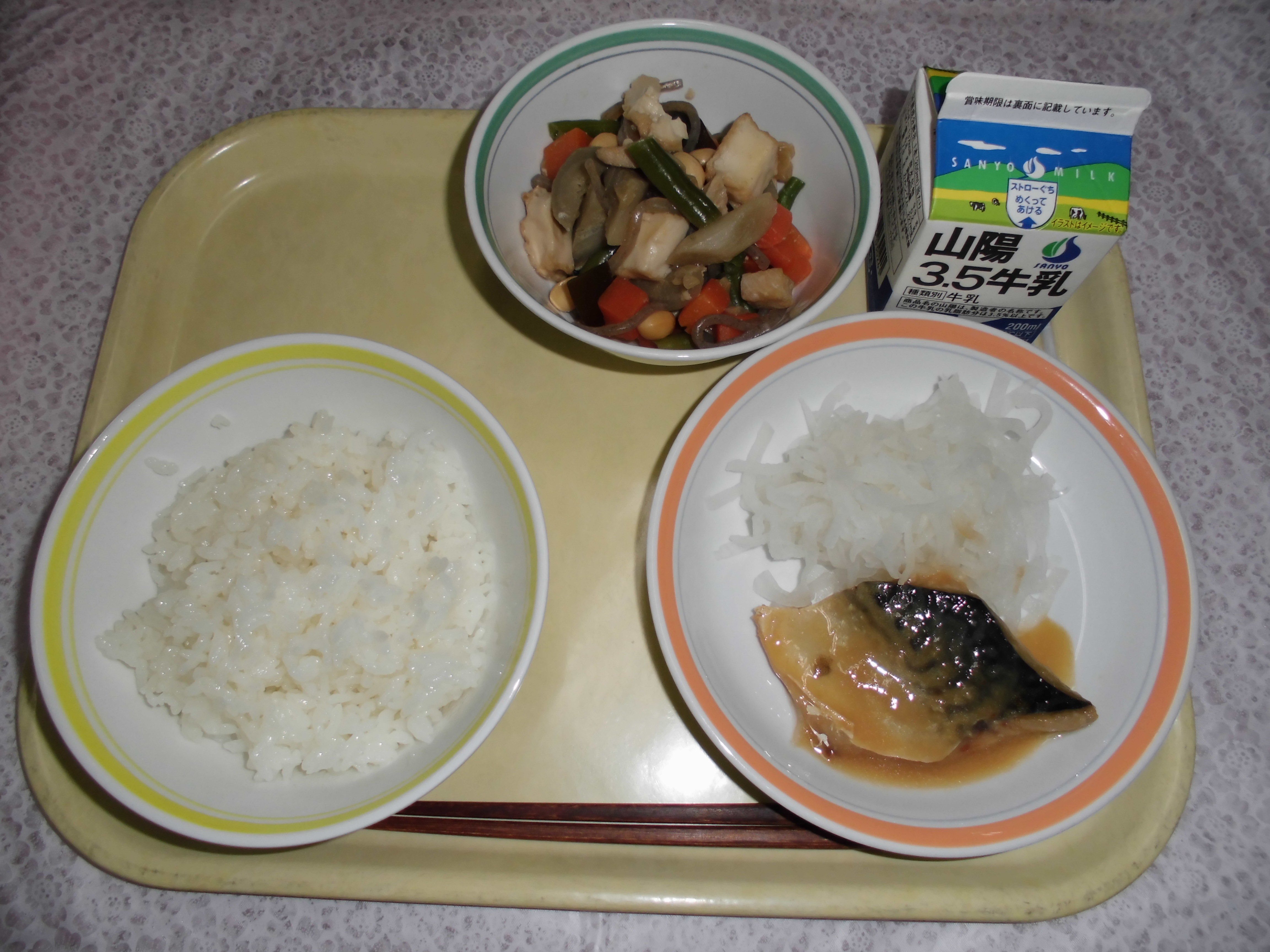 給食写真