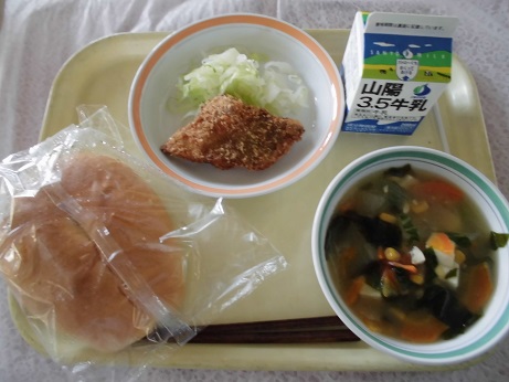 給食写真
