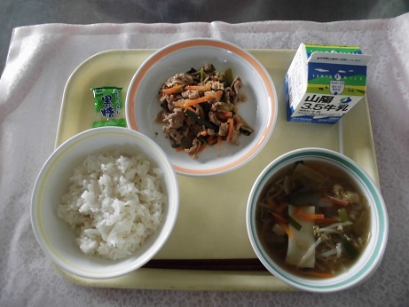 給食写真