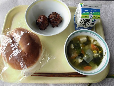 給食写真