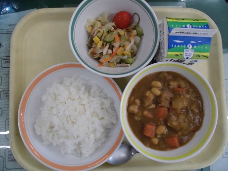 給食写真